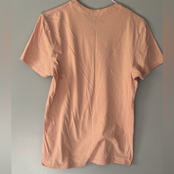 Yellowstone Women’s T Shirt. Light Pink Small. - Picture 4 of 6